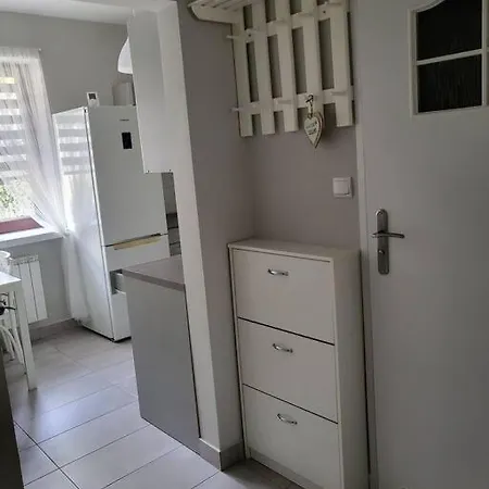 Pokoj Z Kuchnia I Lazienka Zyrardow Exterior photo