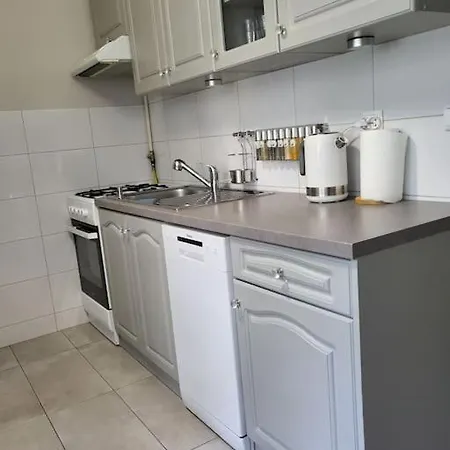Pokoj Z Kuchnia I Lazienka Zyrardow Exterior photo