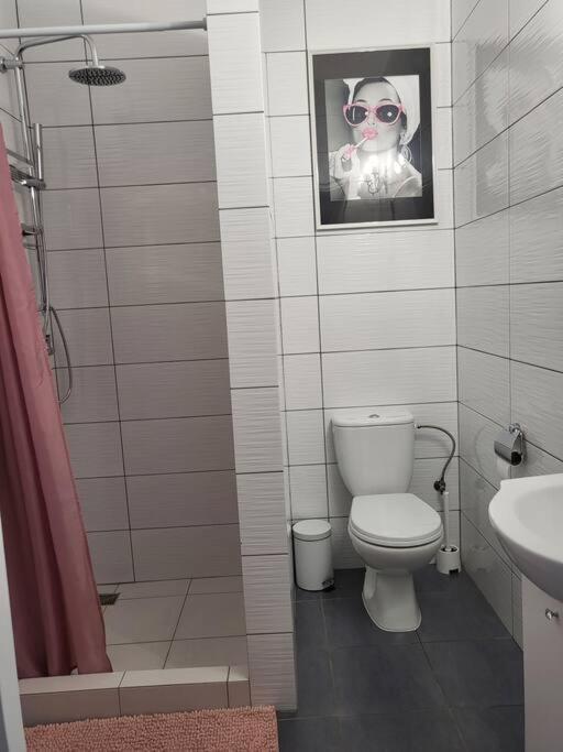 Apartment Z Kuchnia I Lazienka